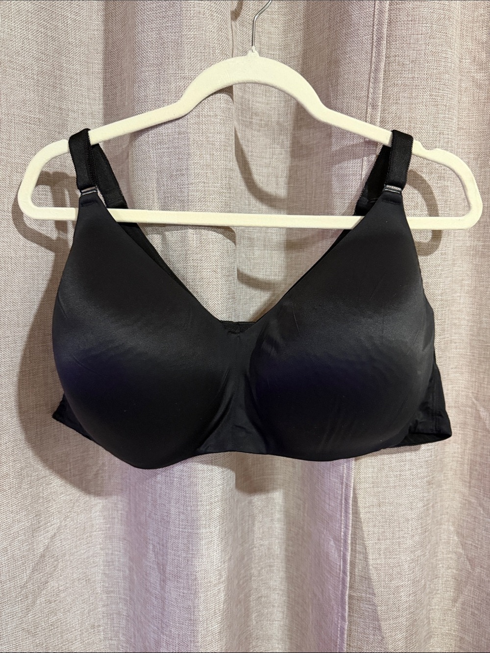 Everyday Wireless Black Full-Coverage Bra